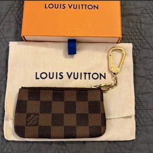Louis Vuitton key pouch in Ebene